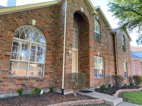 8145 Skyridge Dr, Plano TX  75025-6812 exterior