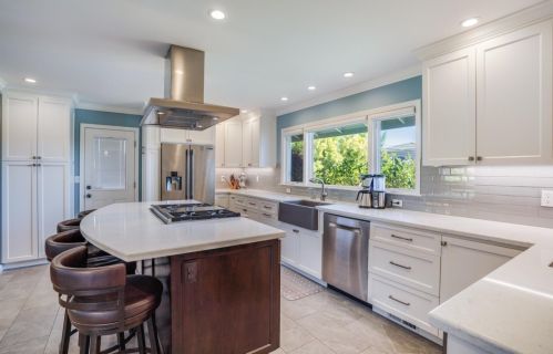1010 Crestview Dr, San Carlos, CA 94070-3446