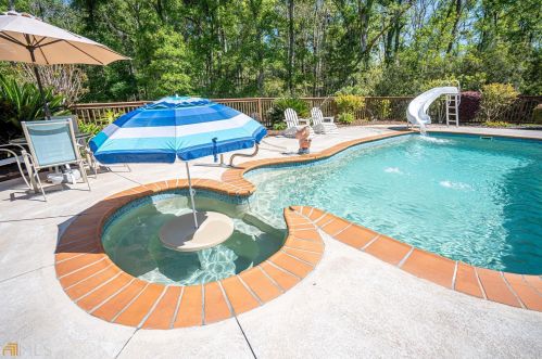 209 Forest Haven Dr, Rincon, GA 31326-4888