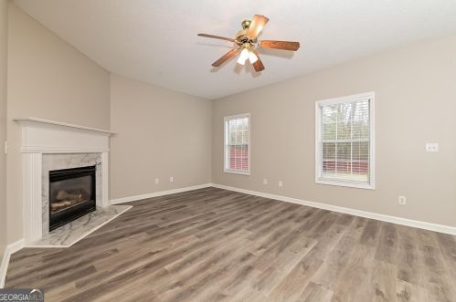 1555 Blossom Dr, Atlanta GA  30349-6955 exterior