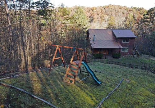 149 Happy Hollow Ln, Mineral Bluff, GA 30559-2098