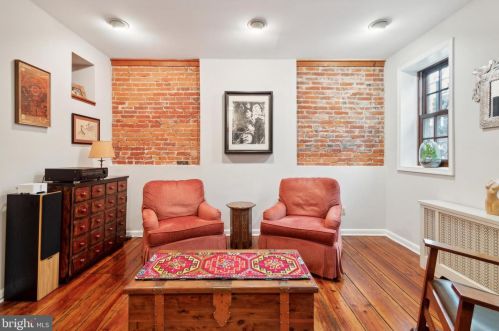 821 10th St, Philadelphia PA 19147-3726 exterior