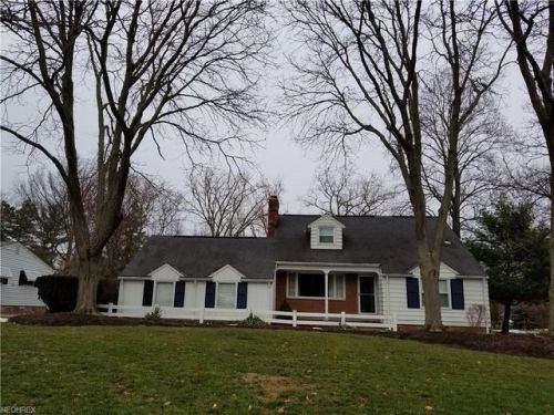 6823 Oakes Rd, Cleveland OH  44141-2611 exterior