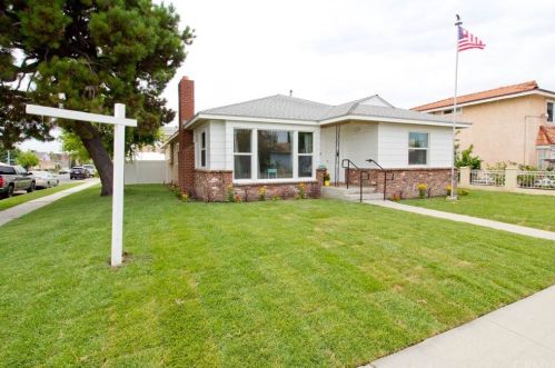 8050 Puritan St, Downey, CA 90242-4310
