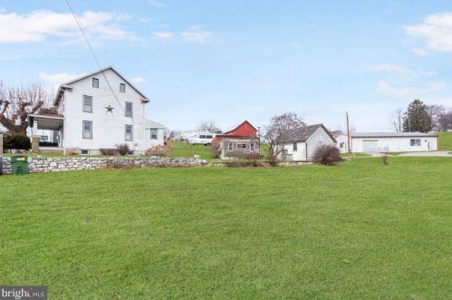 3002 Baltimore Pike, Hanover, PA 17331-8442