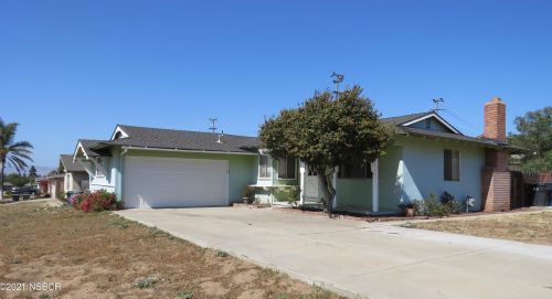 3054 Montano Dr, Santa Maria, CA 93455-2010