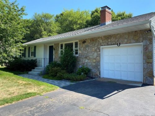 282 Abbe Rd, Wapping CT  06074-1606 exterior