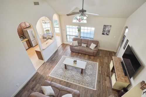 5724 Diamond Valley Dr, Fort Worth TX  76179-7607 exterior