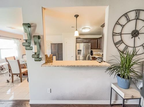 1209 Fair Dr, Angleton TX 77515-9327 exterior