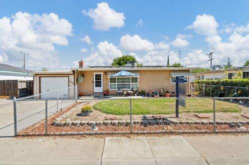 456 California Ave, Manteca, CA 95336-5904