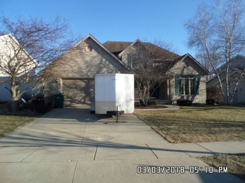 1308 Yorkshire Dr, Sycamore, IL 60178-3238