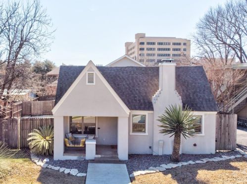 3501 6th St, Fort Worth TX  76107-2735 exterior