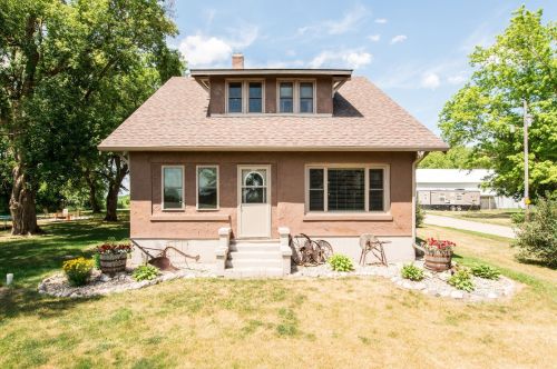 19135 260th Ave, Sedan, MN 56334-3330