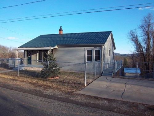 32 Revere Rd, Meadowcreek, VA 24333-5065