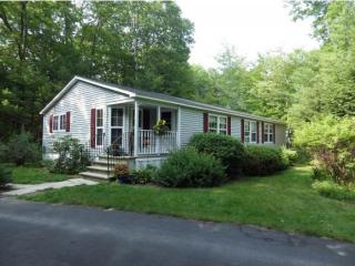 10 Kenyann Dr, Tuftonboro, NH 03894-4822