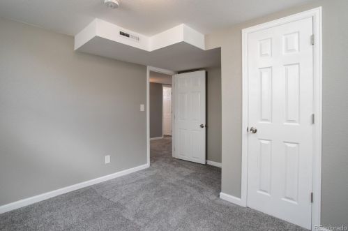 10101 9 Dr, Aurora CO 80215-5766 exterior