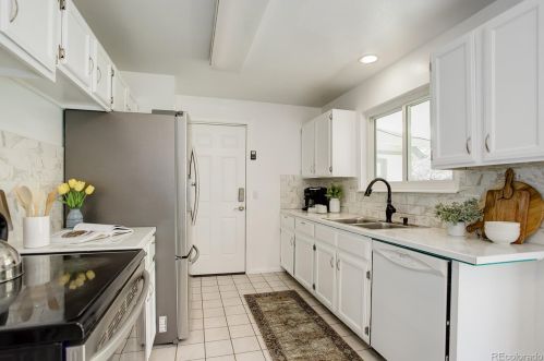 18034 Atlantic Dr, Aurora CO  80013-1321 exterior