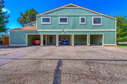 4571 Hannibal St, Denver CO  80015-1466 exterior