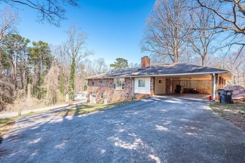 5436 Helen Pl, Mableton, GA 30126-2425