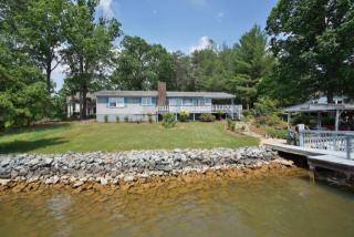 179 Arden Ln, Scruggs, VA 24121-2331