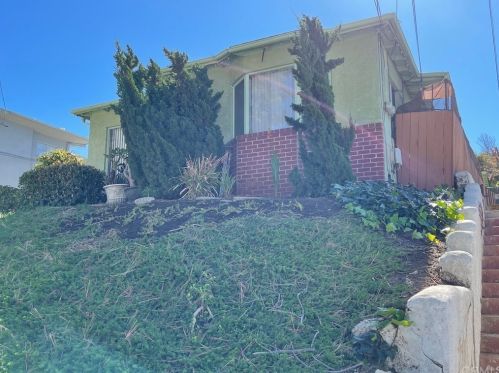 13752 Penn St, Whittier, CA 90602-1842