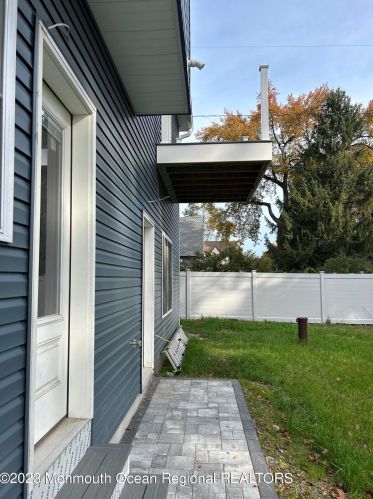 713 Asbury Ave, Tinton Falls NJ 07712-6103 exterior