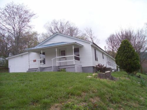 517 Patton Ave, Ozone, TN 37854-2802