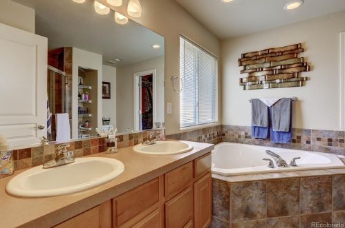 1400 Colorado Pkwy, Eaton CO  80615-9096 exterior