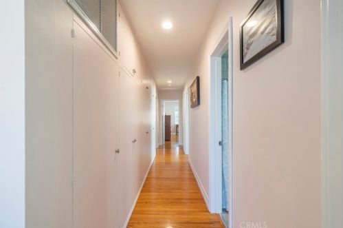 511 Century Dr, Anaheim CA  92805-2235 exterior