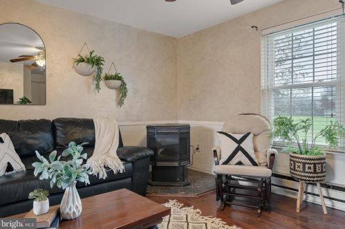 116 Tracy Berg Rd, Lancaster PA  17603-9417 exterior