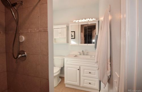 7372 Spruce St, Englewood CO 80112-1752 exterior