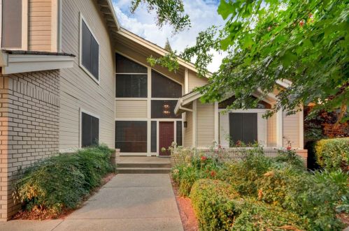 11727 Hollenbeck Way, Rancho Cordova, CA 95670-8312