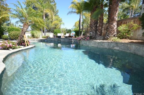 45584 Callesito Altar, Temecula, CA 92592-1306