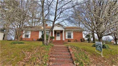 1625 Burrow St, Three Way, TN 38343-3435