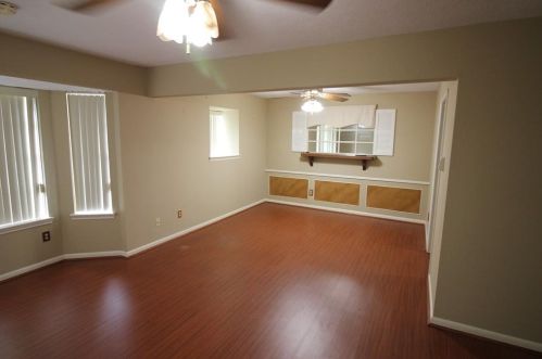 27246 Robinson Rd, Conroe TX  77385-8928 exterior