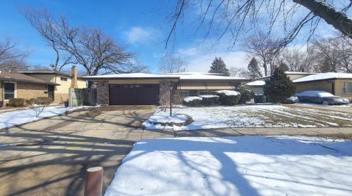 15213 Blackstone Ave, Dolton, IL 60419-3115