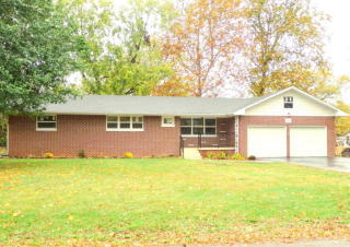 221 Vine St, Marshfield, MO 65706-1325