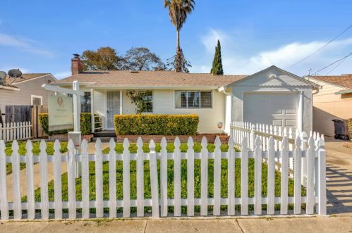 22833 Myrtle St, Hayward, CA 94541-6320