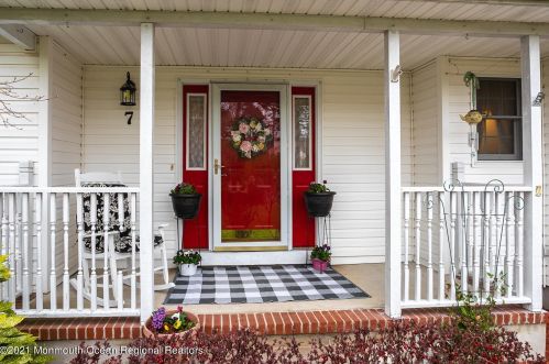 7 Agostina Dr, Jackson Twp, NJ 08527-5357