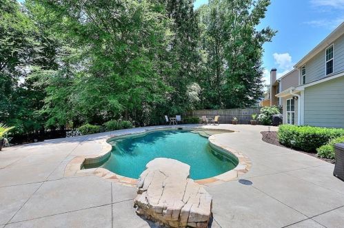 311 Andrew Ridge Dr, Jefferson GA  30549-6977 exterior