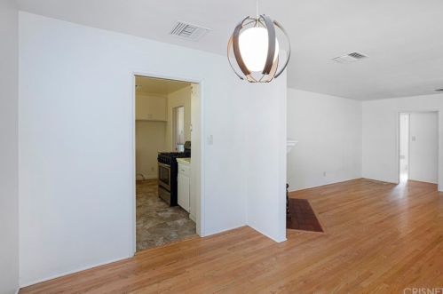 1828 Canada Blvd, Glendale CA  91208-2610 exterior