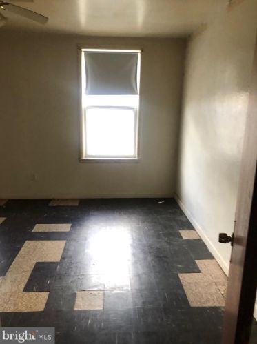 1814 22nd St, Philadelphia PA 19140-4703 exterior