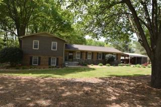 2651 Hanging Rock Rd, Inman SC  29349-8329 exterior