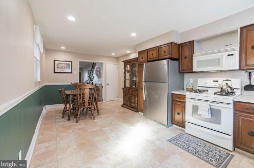 2341 10th St, Philadelphia PA 19133-1512 exterior