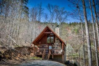 2106 Memory Way, Pigeon Forge, TN 37876-7383