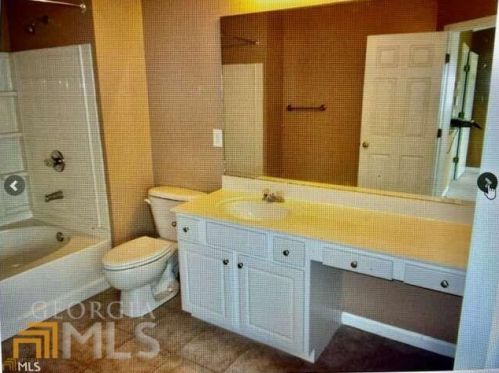 756 Celeste Ln, Atlanta GA  30331-8606 exterior