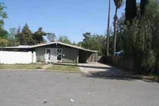 3976 Drexel Ave, Fresno, CA 93726-4912