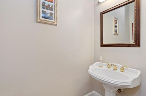 2464 Brookhaven Hts Ct, Atlanta GA  30319-5243 exterior