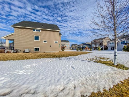 9515 Compass Pointe Rd, Saint Paul MN  55129 exterior