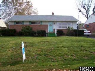 321 Maywood Rd, York, PA 17402-4016